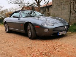 JAGUAR XKR  2
